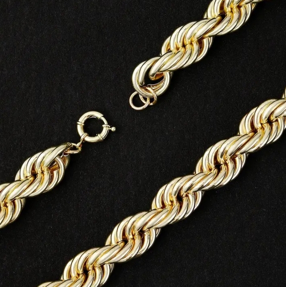 New! MEN'S 18k Gold Plated Copper Huge Twisted Rope Chain. - Picture 6 of 6